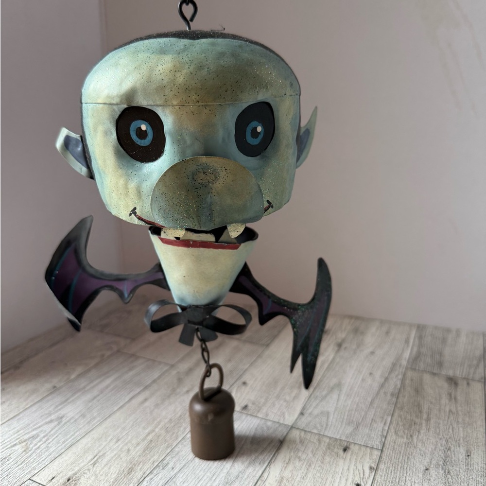 Hanging Vampire Bat Decor - Picture 2 of 7